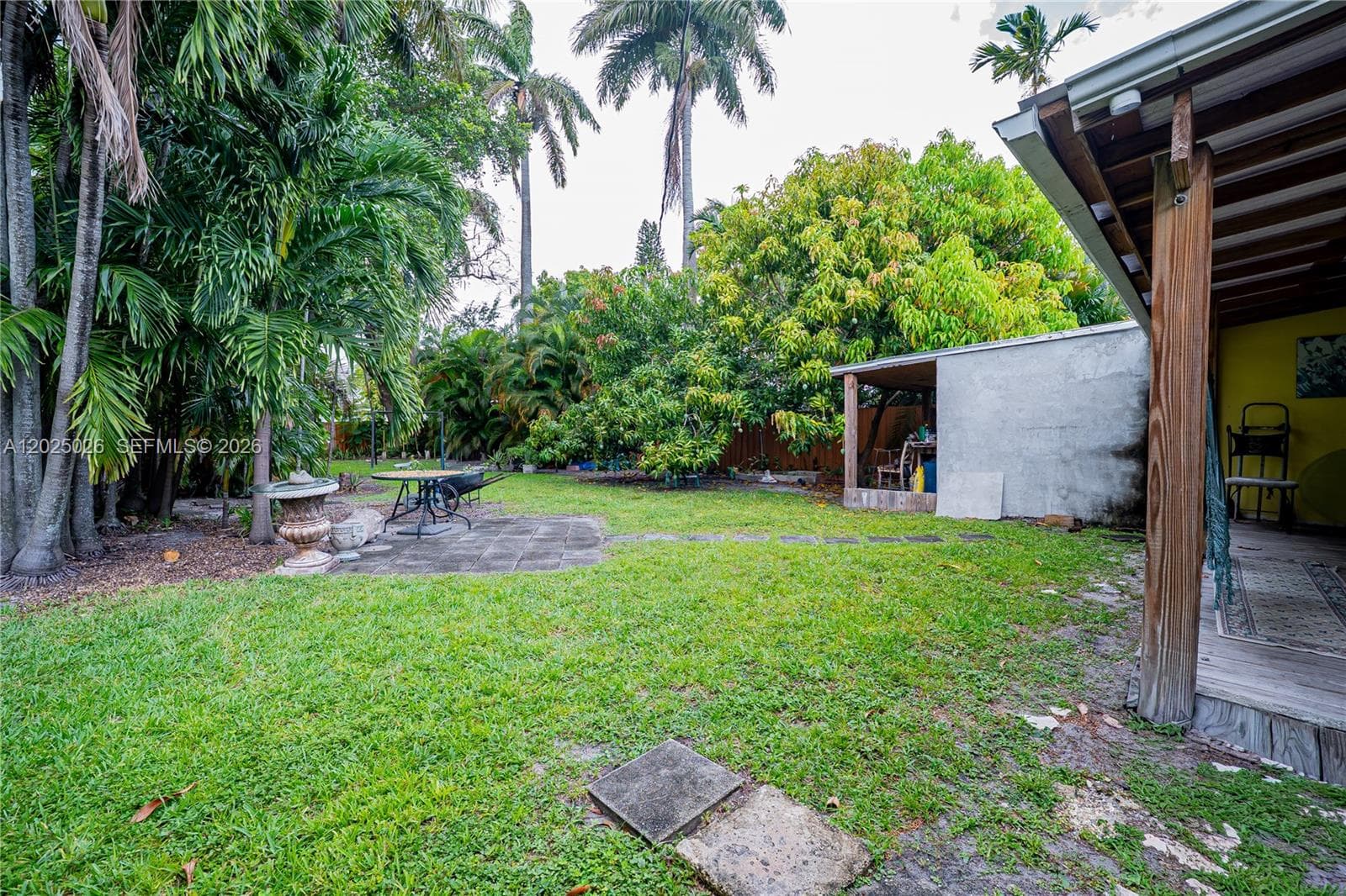 548 East Dr, Miami Springs FL 33166 — 54