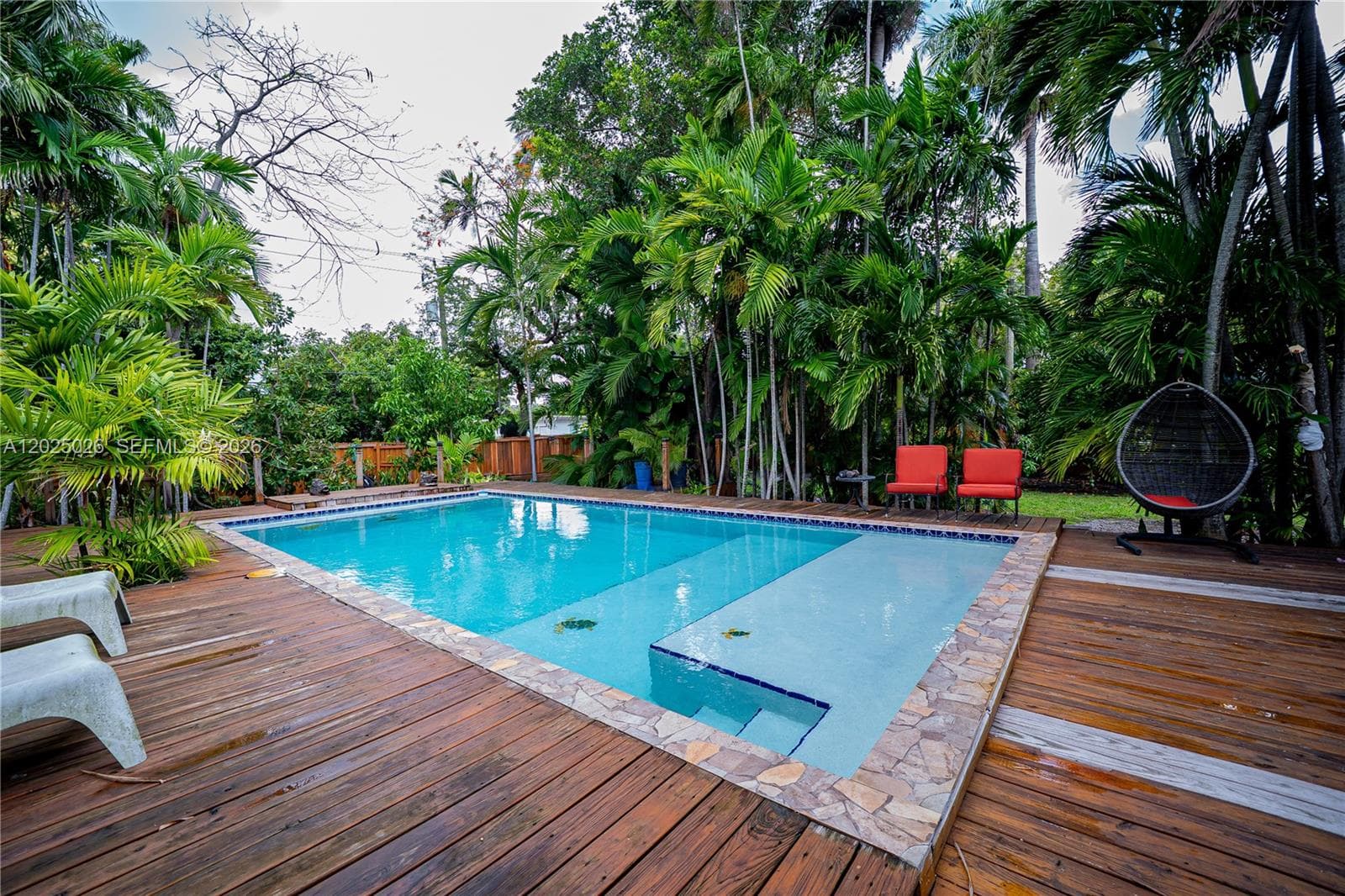548 East Dr, Miami Springs FL 33166 — 70