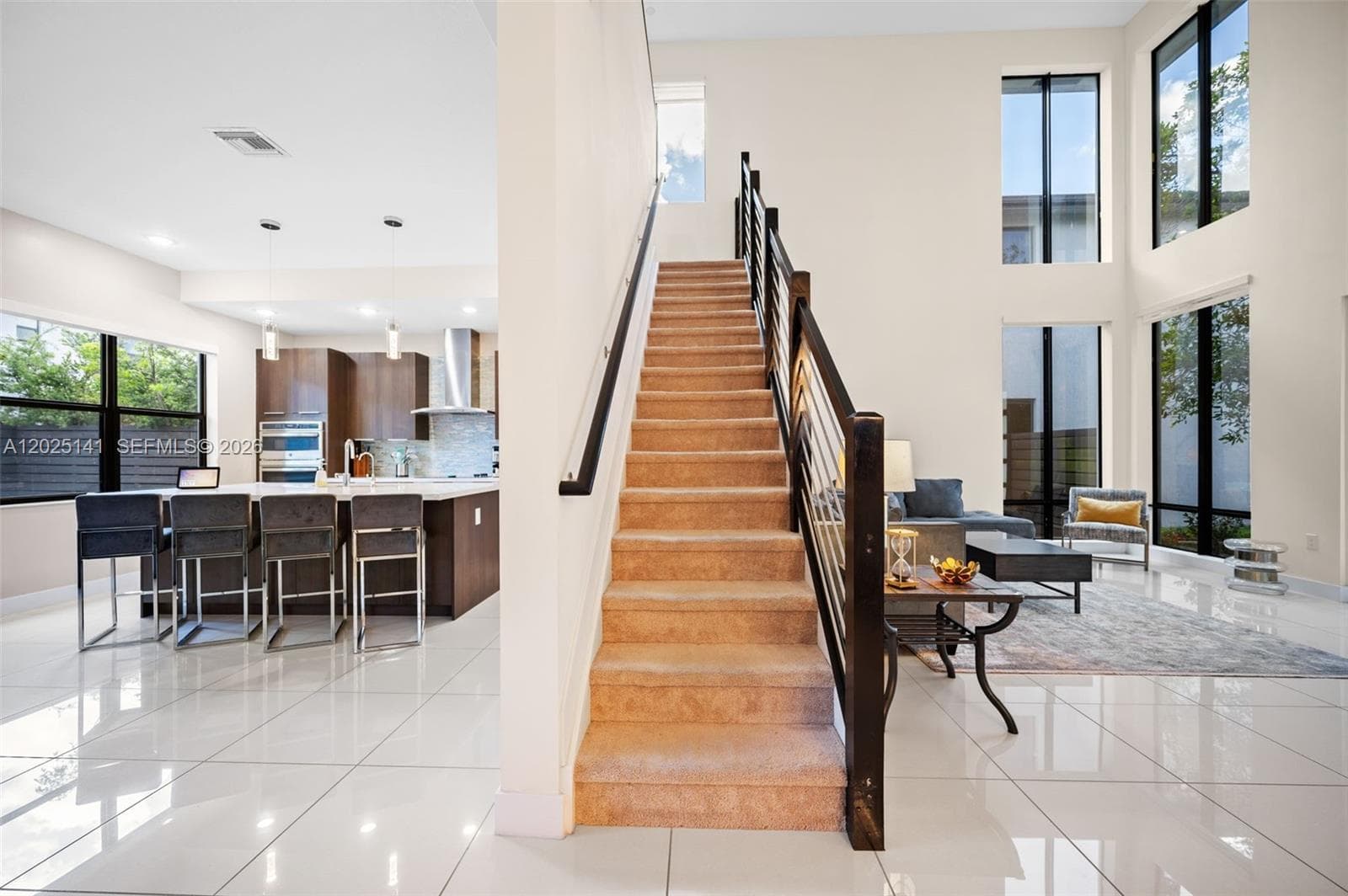 8763 NW 157th Ter, Miami Lakes FL 33018 — 11