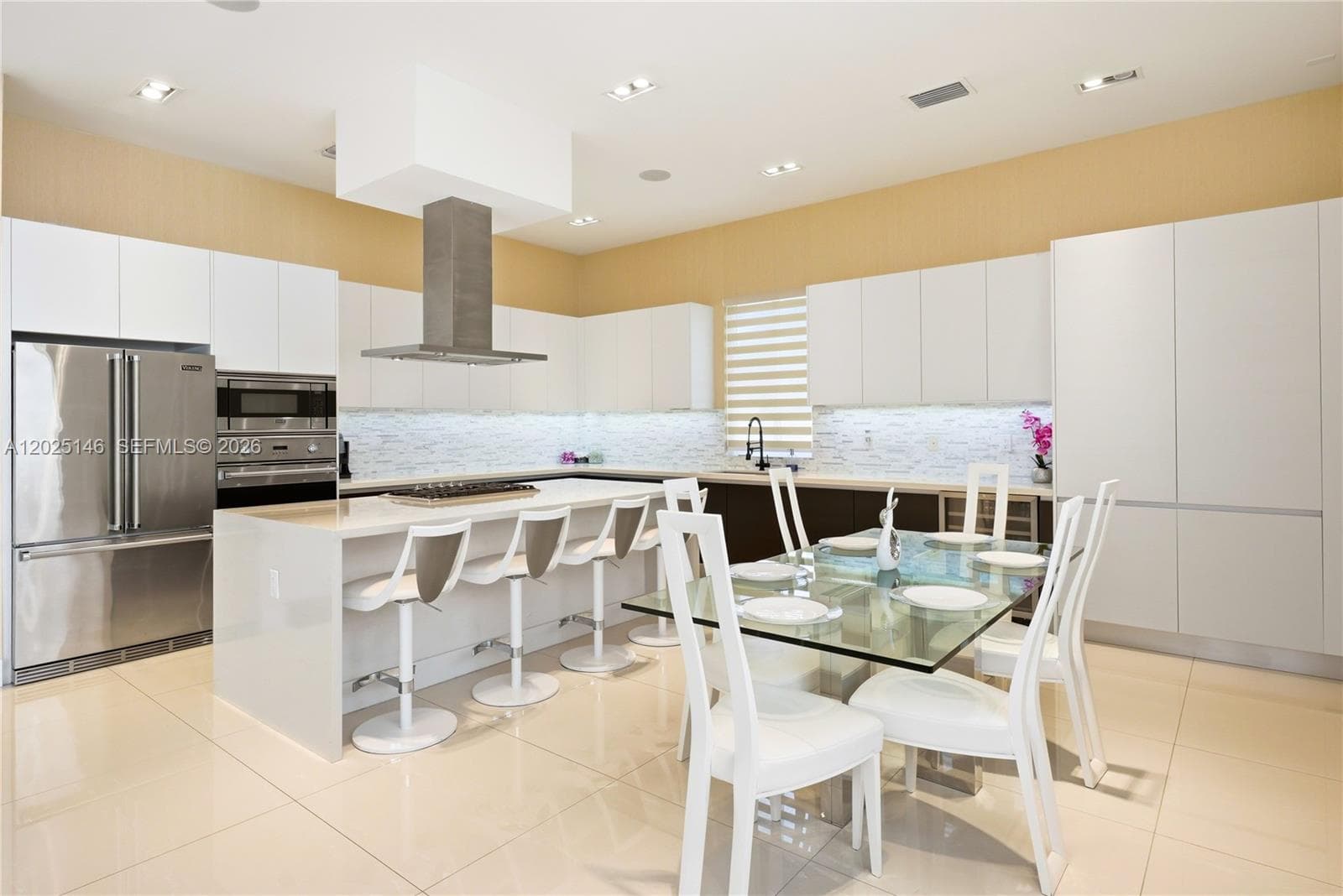 7525 NW 103rd Pl, Doral FL 33178 — 19