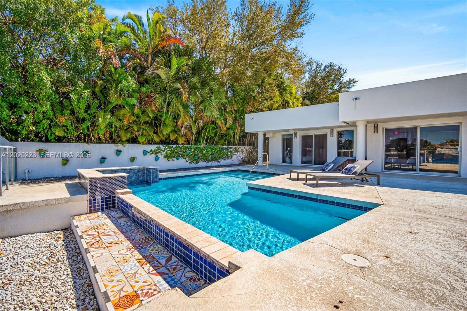 2091 NE 191st Dr, North Miami Beach FL 33179 — 20
