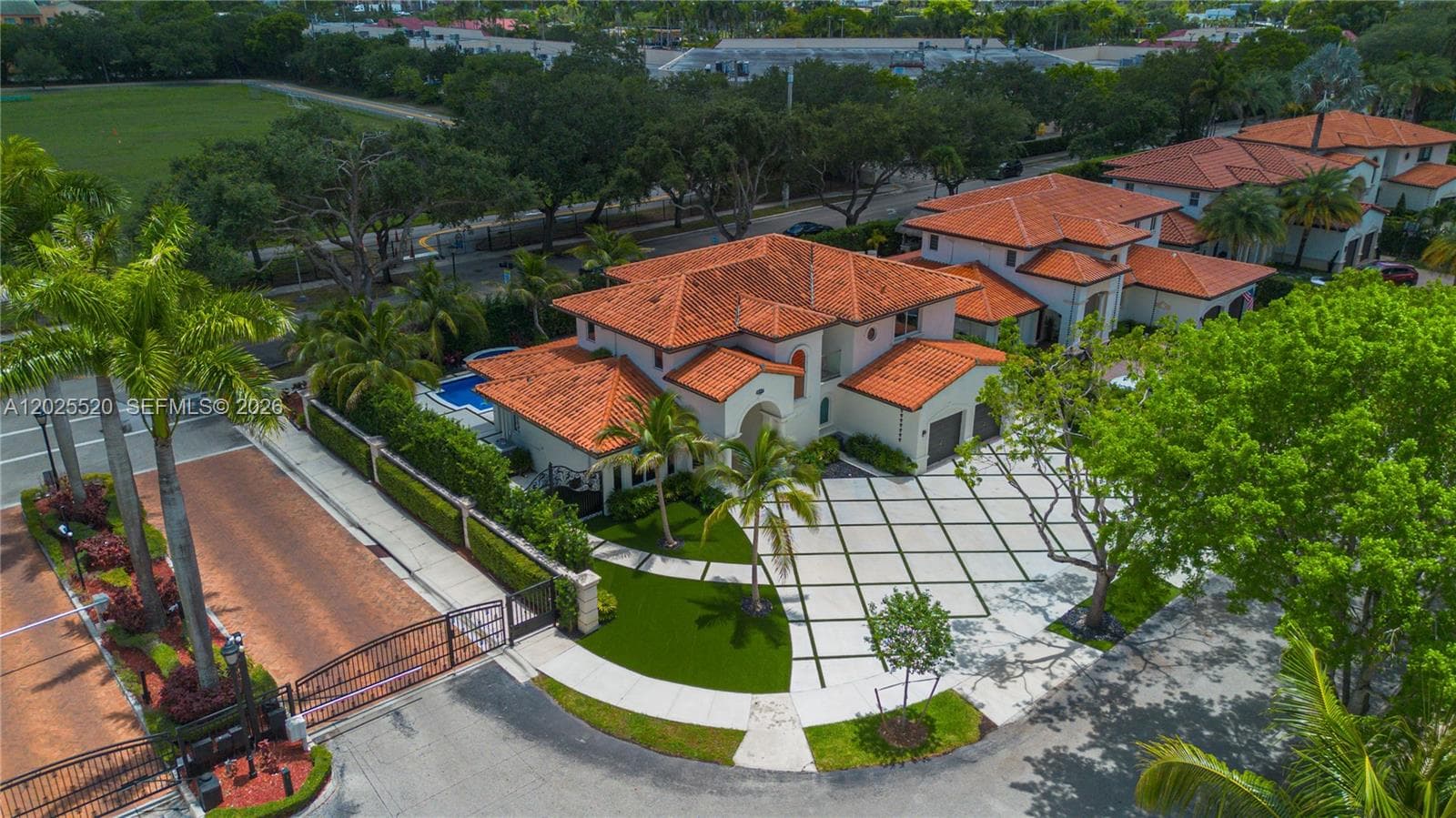 15721 NW 79th Ct, Miami Lakes FL 33016 — 67