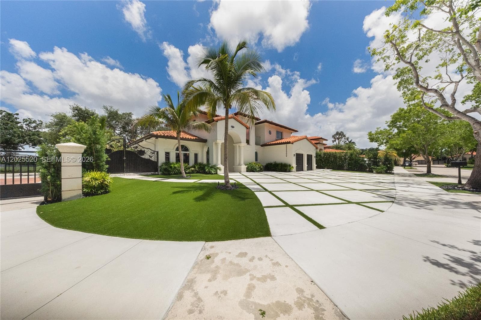 15721 NW 79th Ct, Miami Lakes FL 33016 — 1