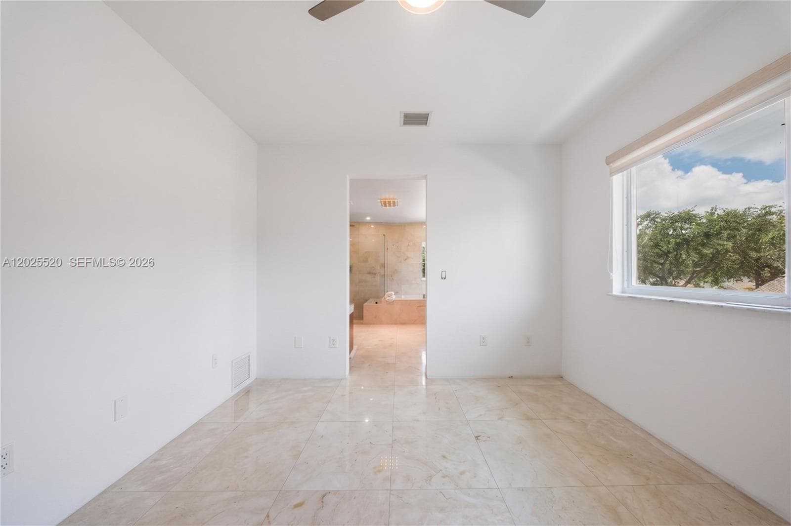 15721 NW 79th Ct, Miami Lakes FL 33016 — 44
