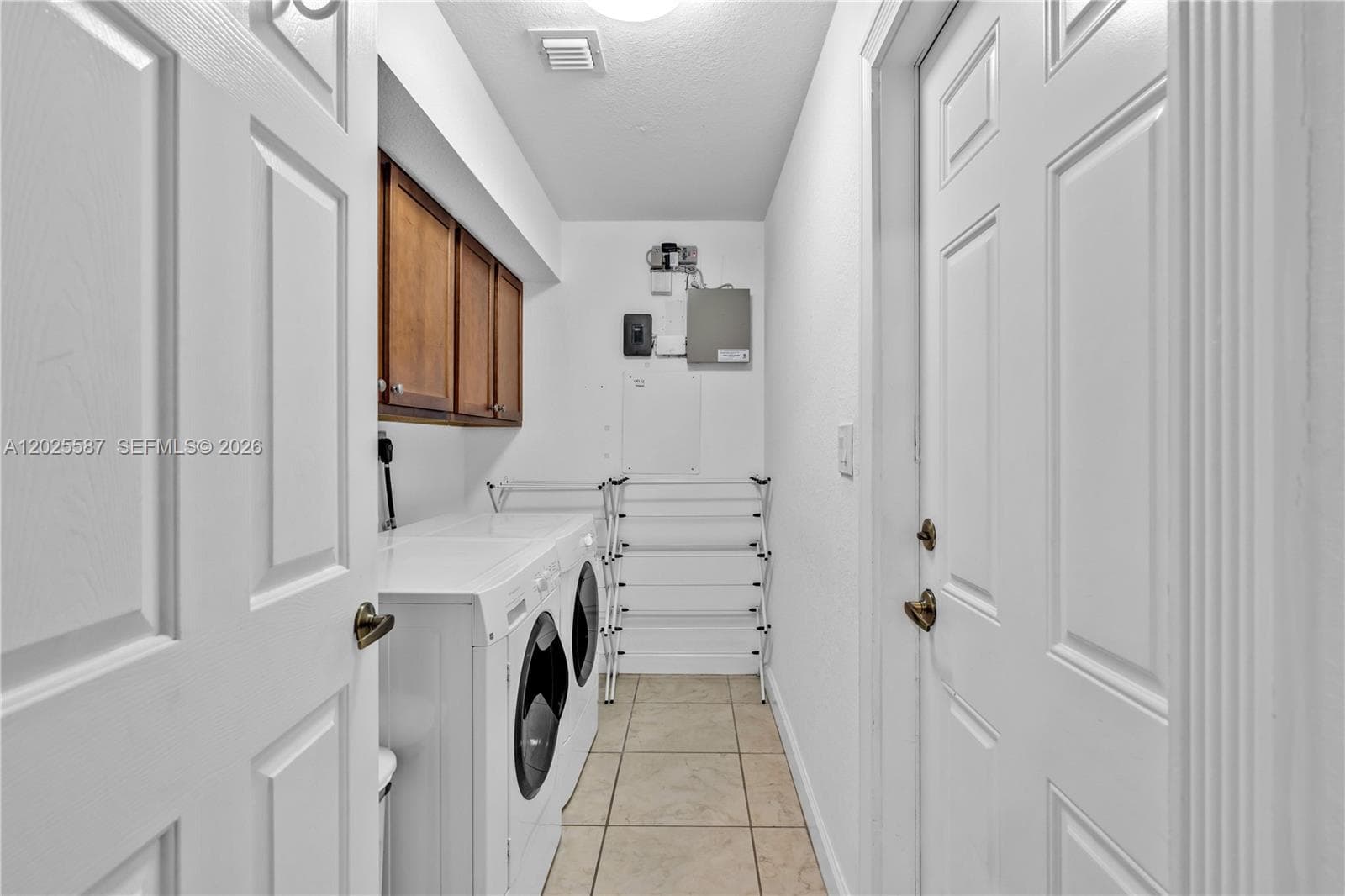 19508 SW 79th Ct, Cutler Bay FL 33157 — 39
