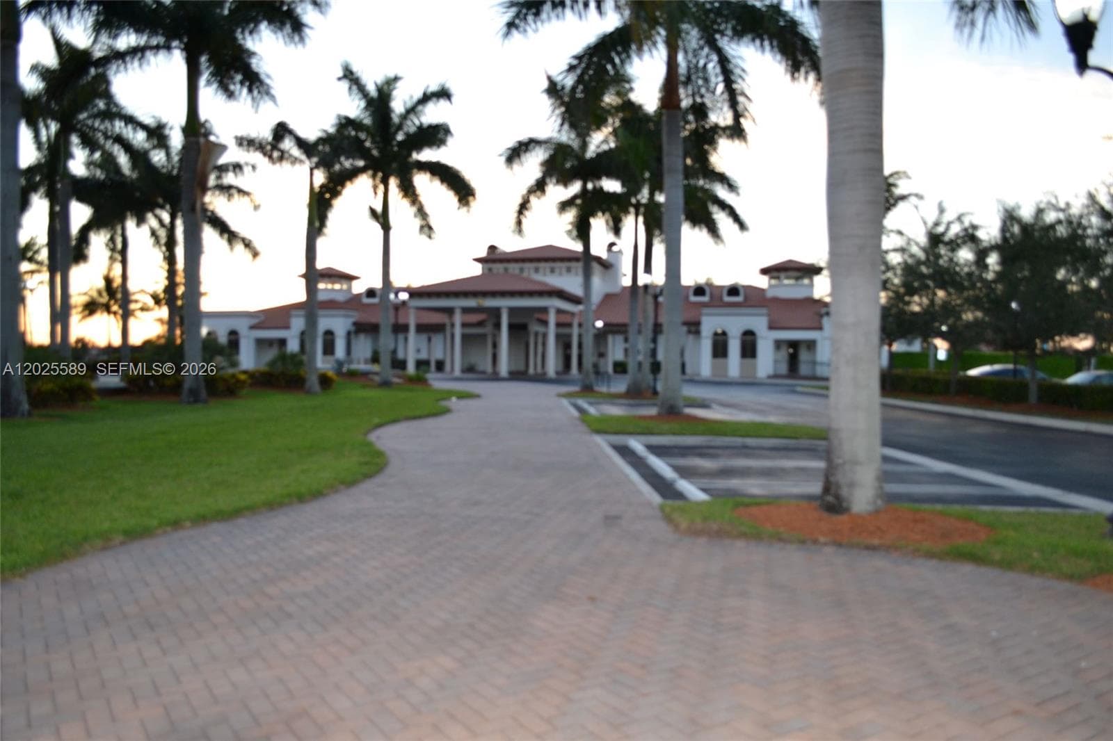 19529 SW 80th Ct, Cutler Bay FL 33157 — 76