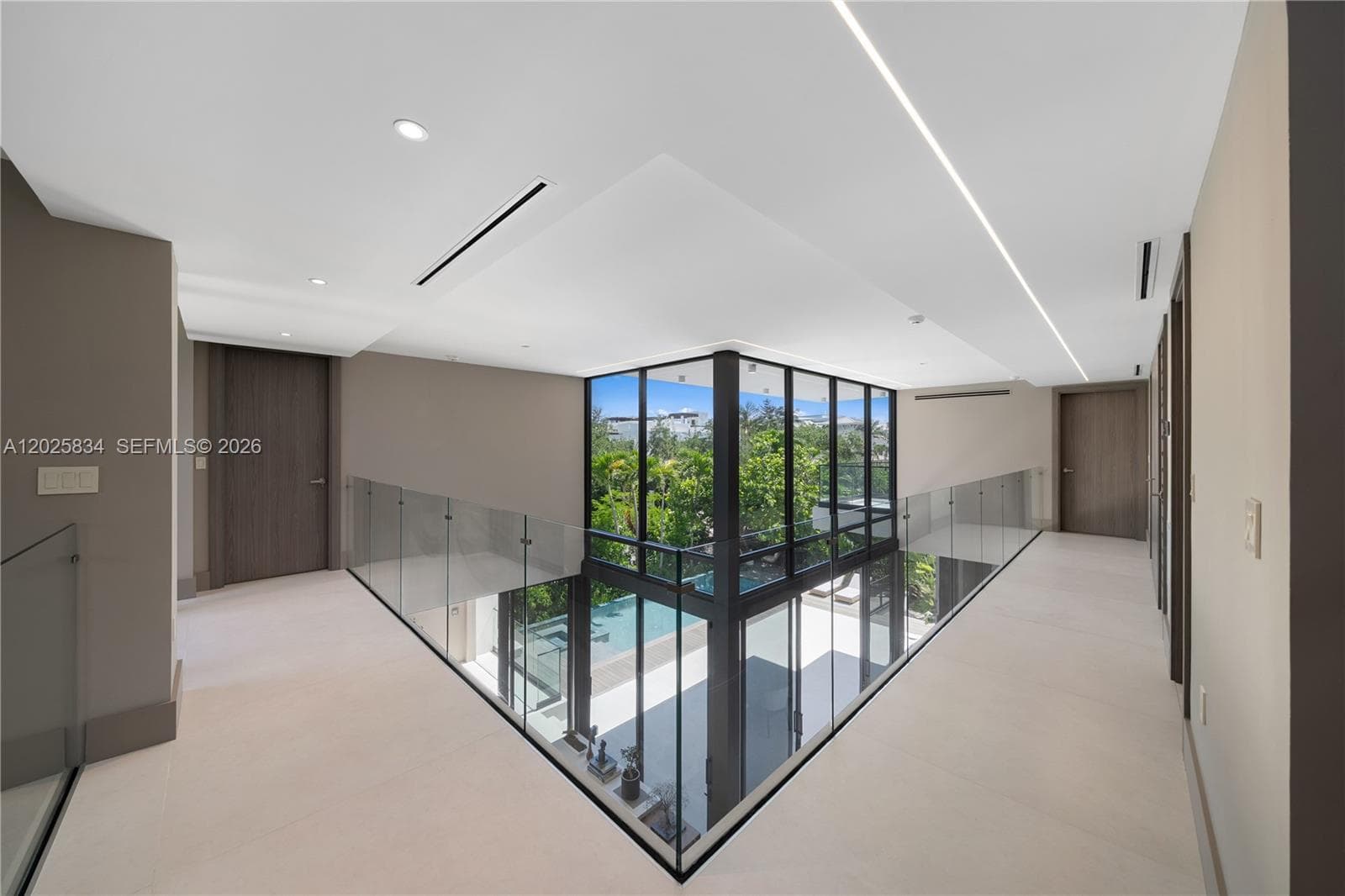 571 Glenridge Rd, Key Biscayne FL 33149 — 23
