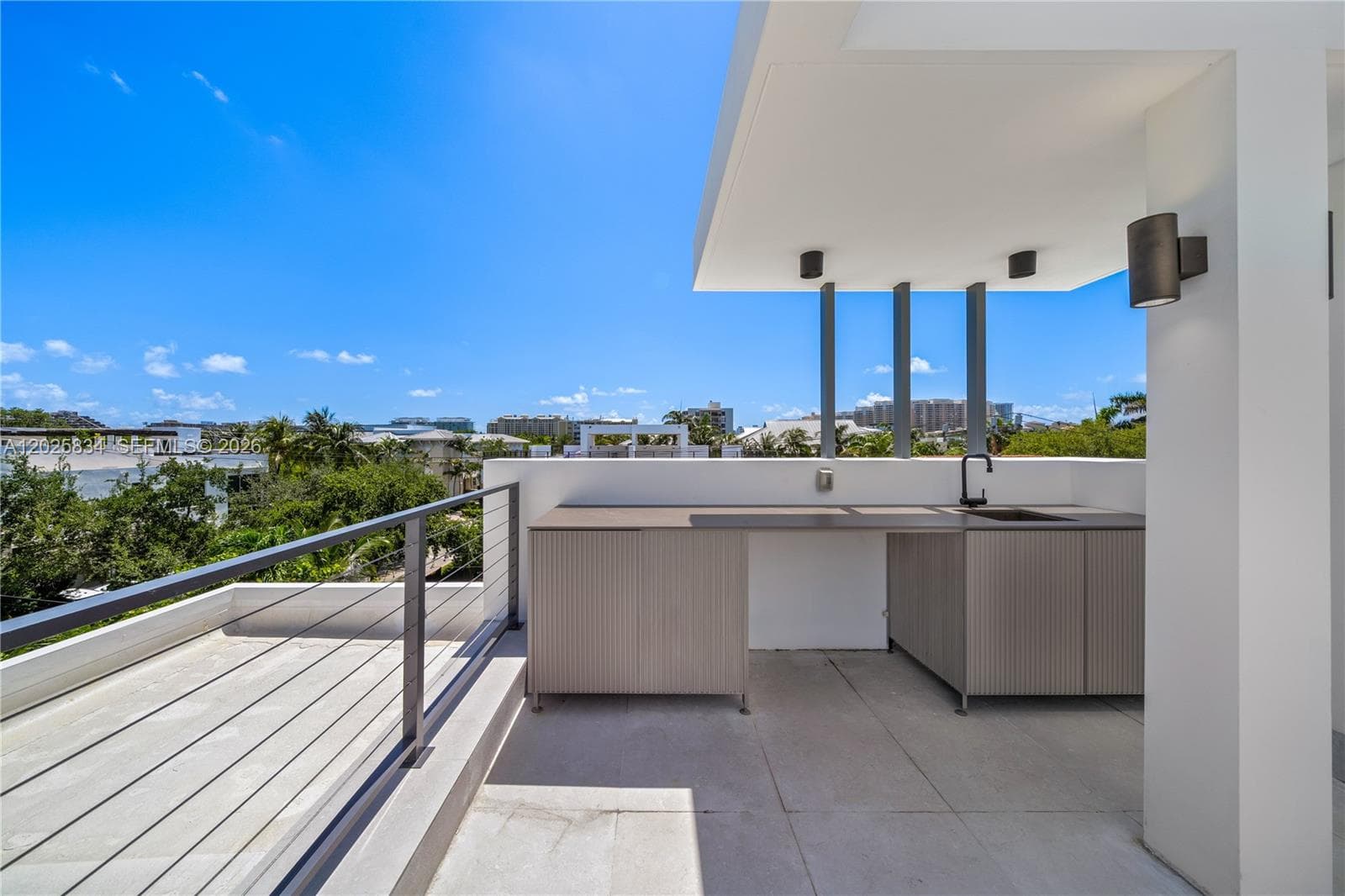571 Glenridge Rd, Key Biscayne FL 33149 — 40