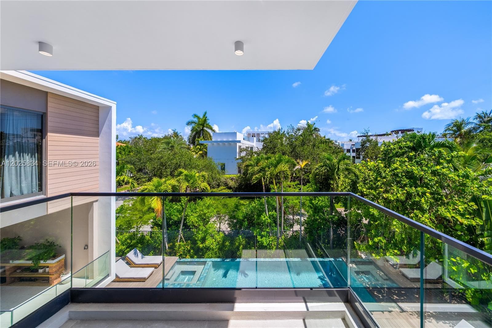 571 Glenridge Rd, Key Biscayne FL 33149 — 25