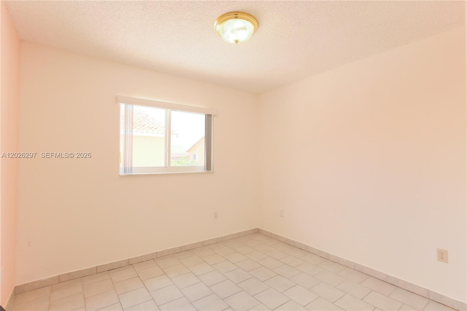601 SW 116th ct, Sweetwater FL 33174 — 17