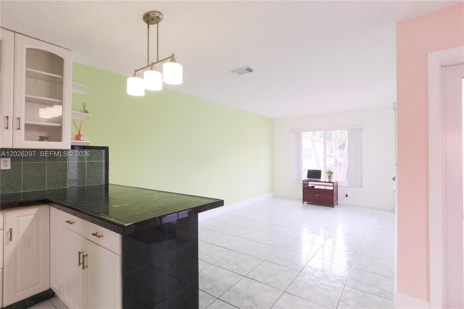 601 SW 116th ct, Sweetwater FL 33174 — 5
