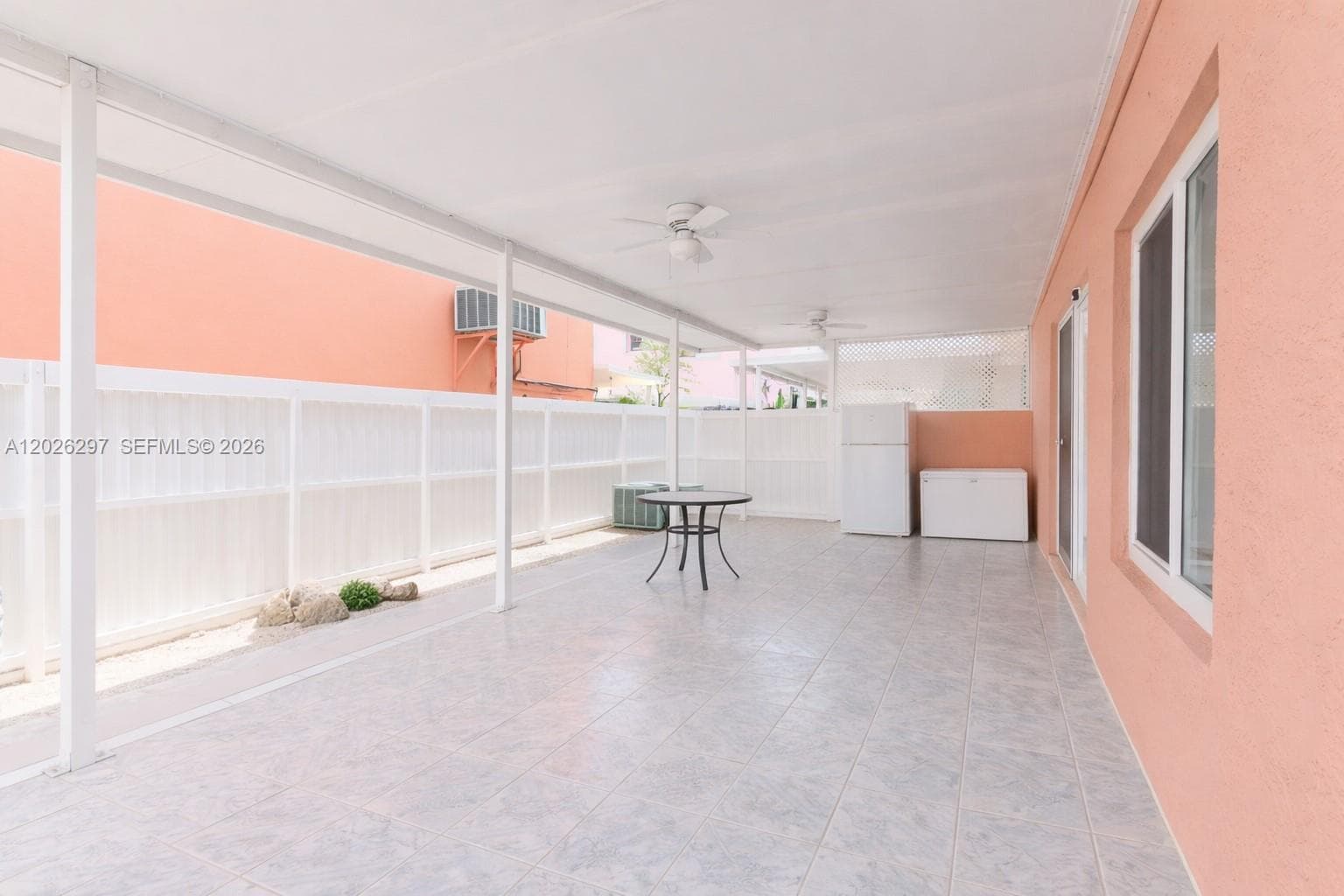 601 SW 116th ct, Sweetwater FL 33174 — 24