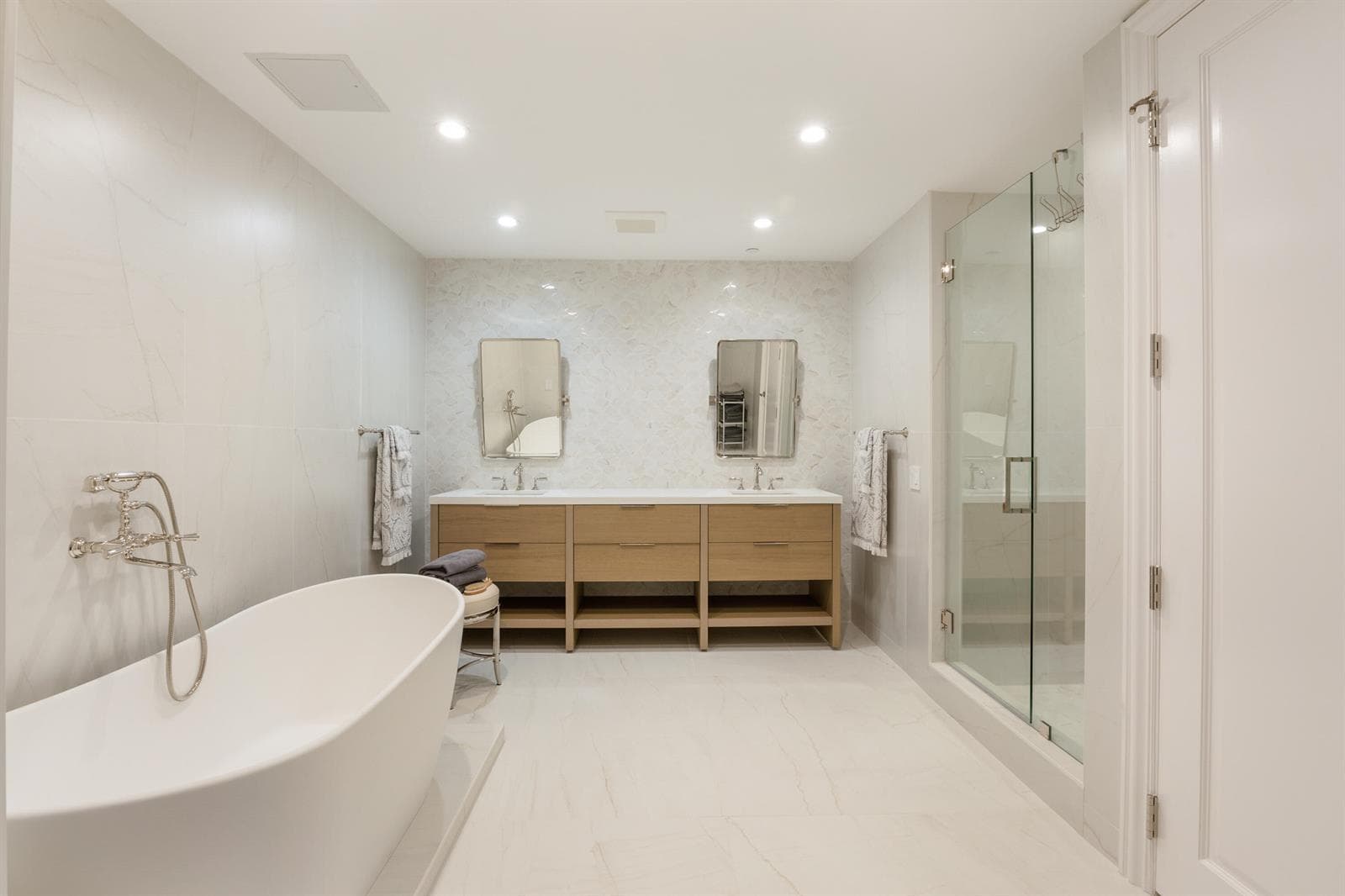 10295 Collins Avenue # 2203, Bal Harbour FL 33154 — 14