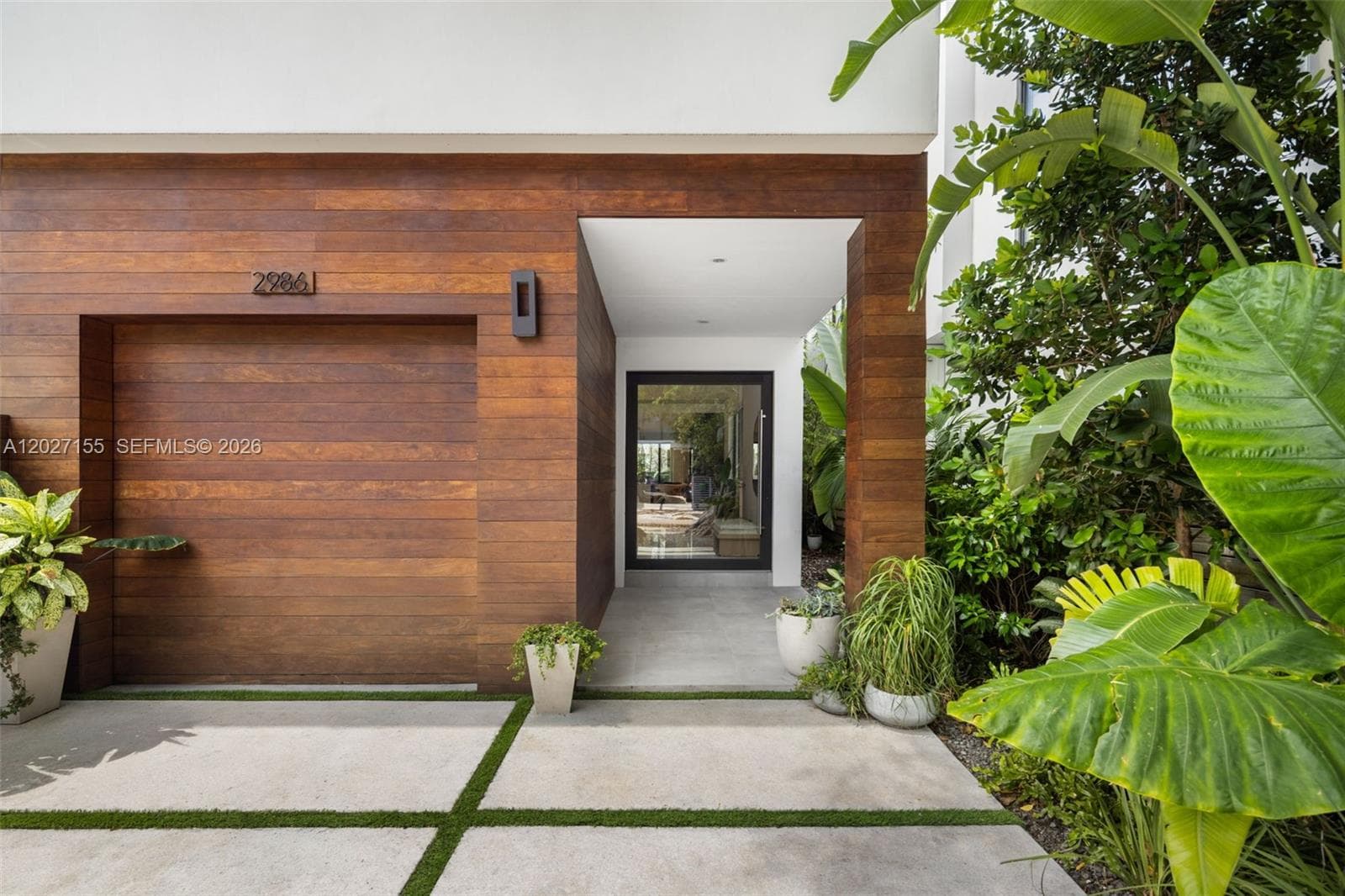 2986 Coconut Ave, Coconut Grove FL 33133 — 2