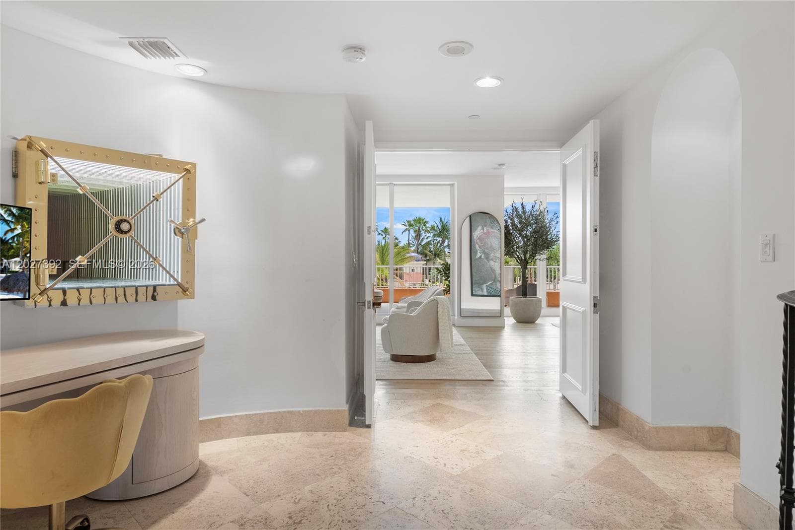 785 Crandon Blvd, Key Biscayne FL 33149 — 33