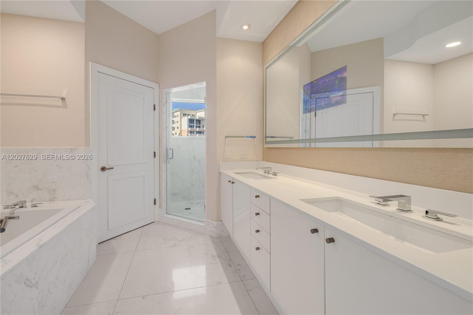 799 Crandon Blvd # 8, Key Biscayne FL 33149 — 13