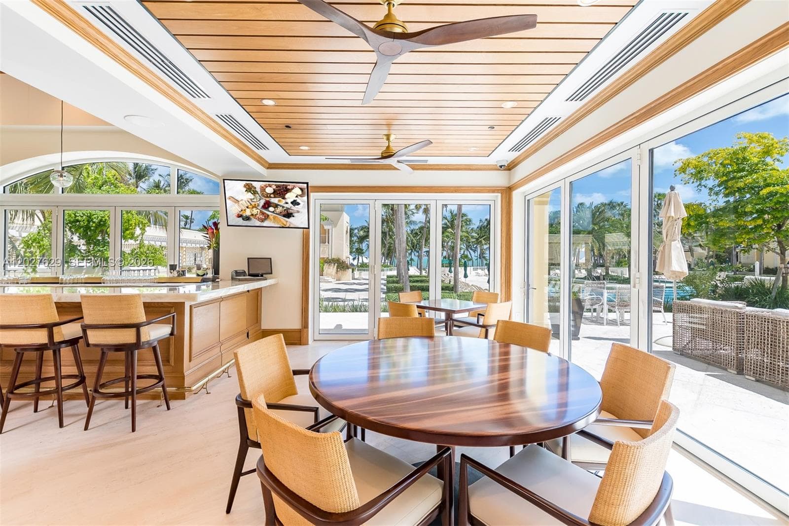 799 Crandon Blvd # 8, Key Biscayne FL 33149 — 40