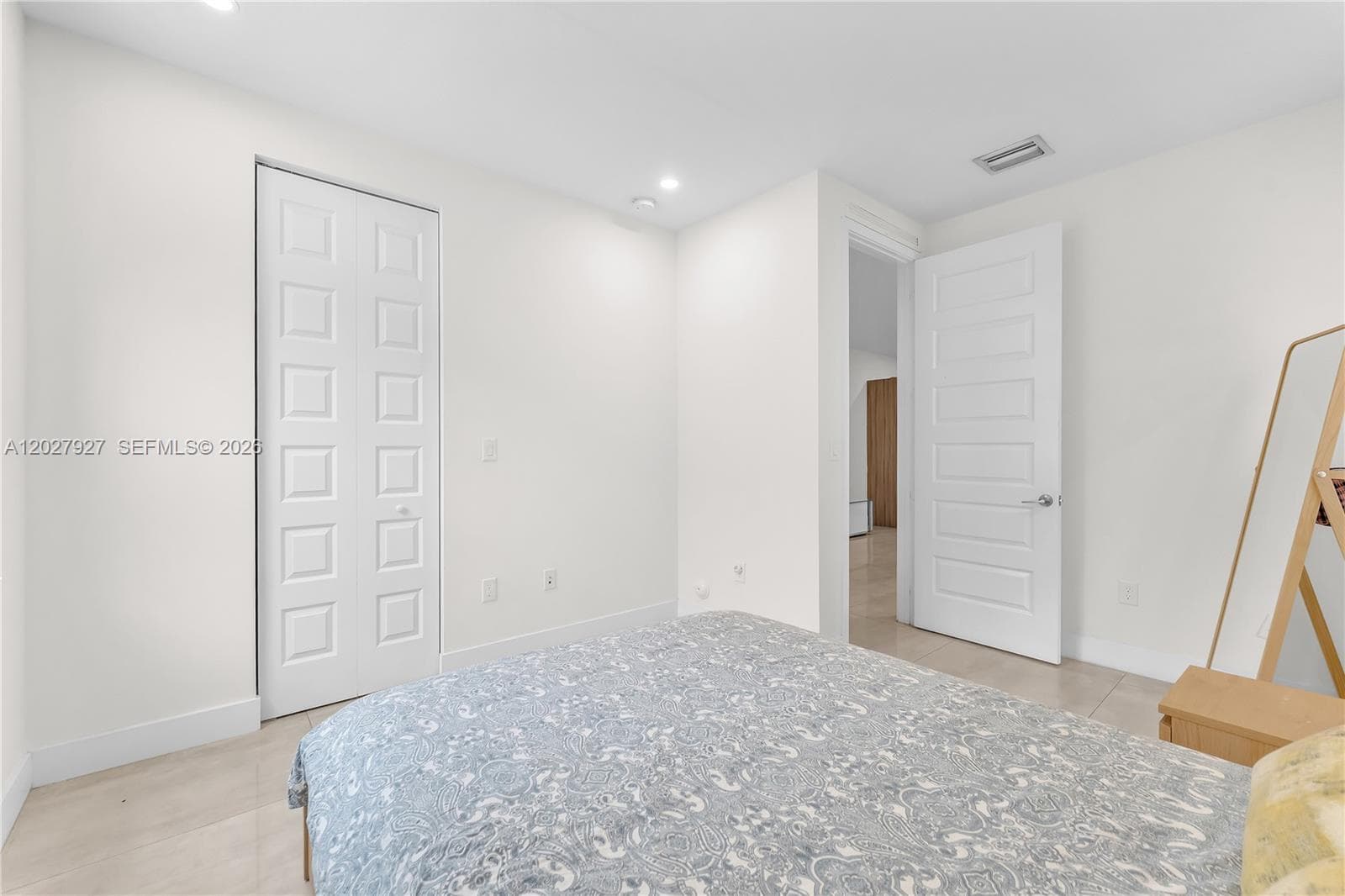 10250 NW 76th Ter, Doral FL 33178 — 17