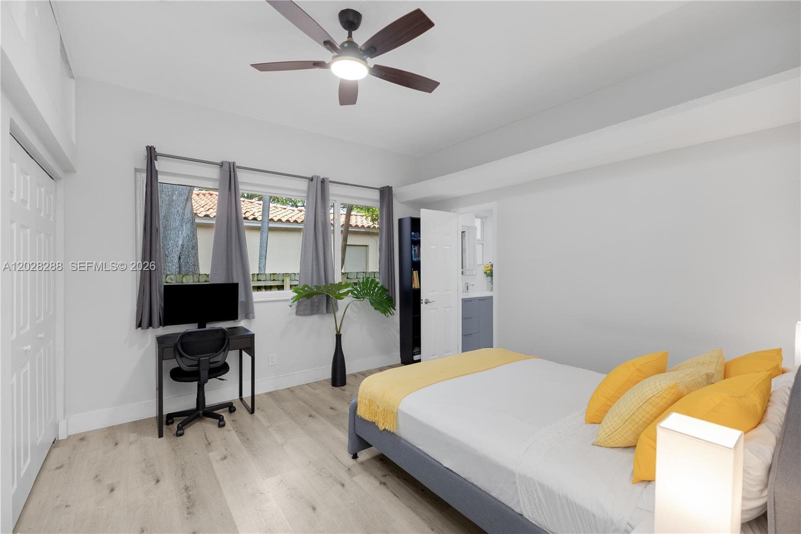 857 NE 98th St, Miami Shores FL 33138 — 35