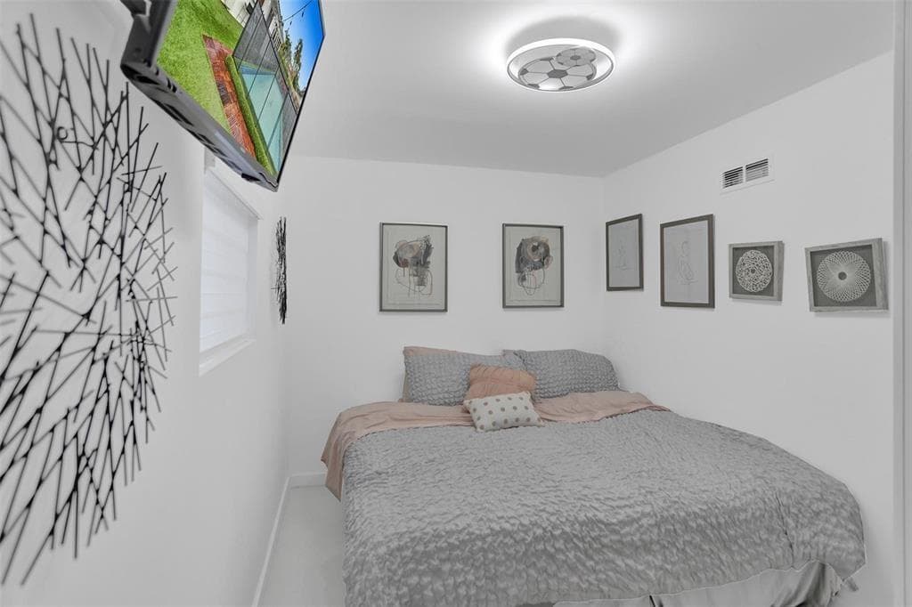 3101 NE 164th Street, North Miami Beach FL 33160 — 43