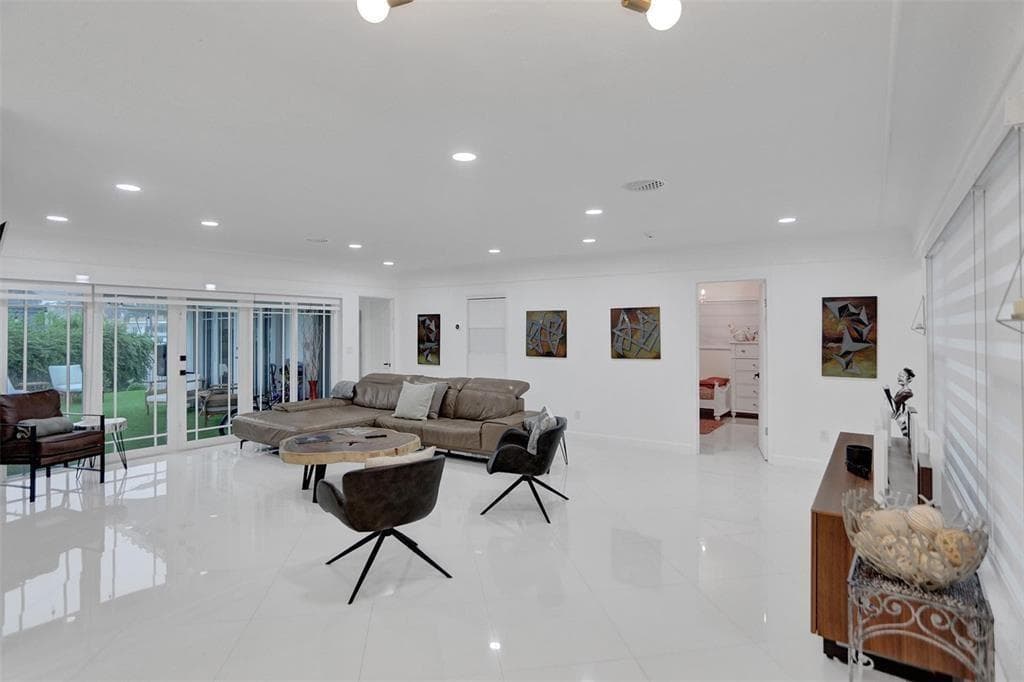 3101 NE 164th Street, North Miami Beach FL 33160 — 53