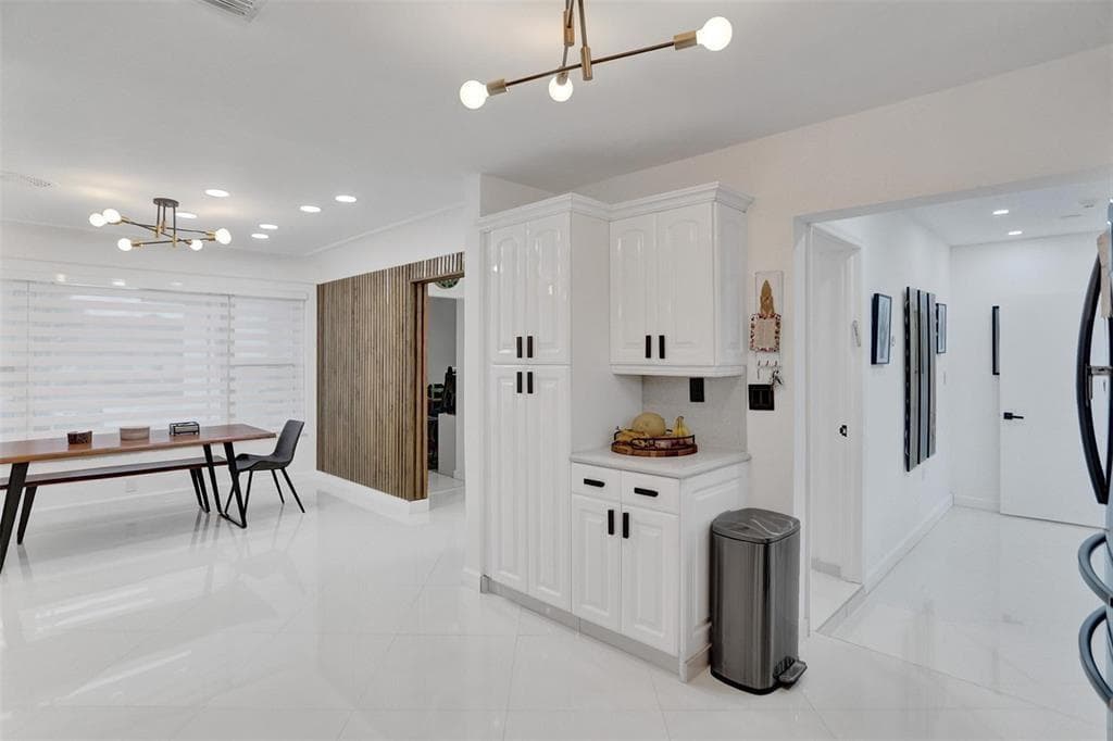 3101 NE 164th Street, North Miami Beach FL 33160 — 14