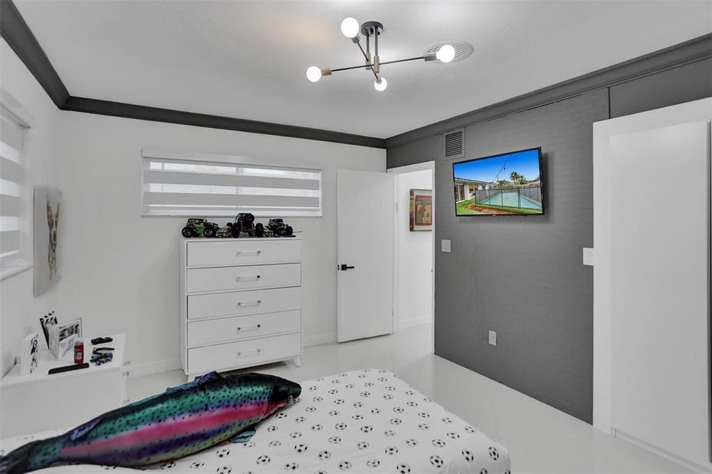 3101 NE 164th Street, North Miami Beach FL 33160 — 25