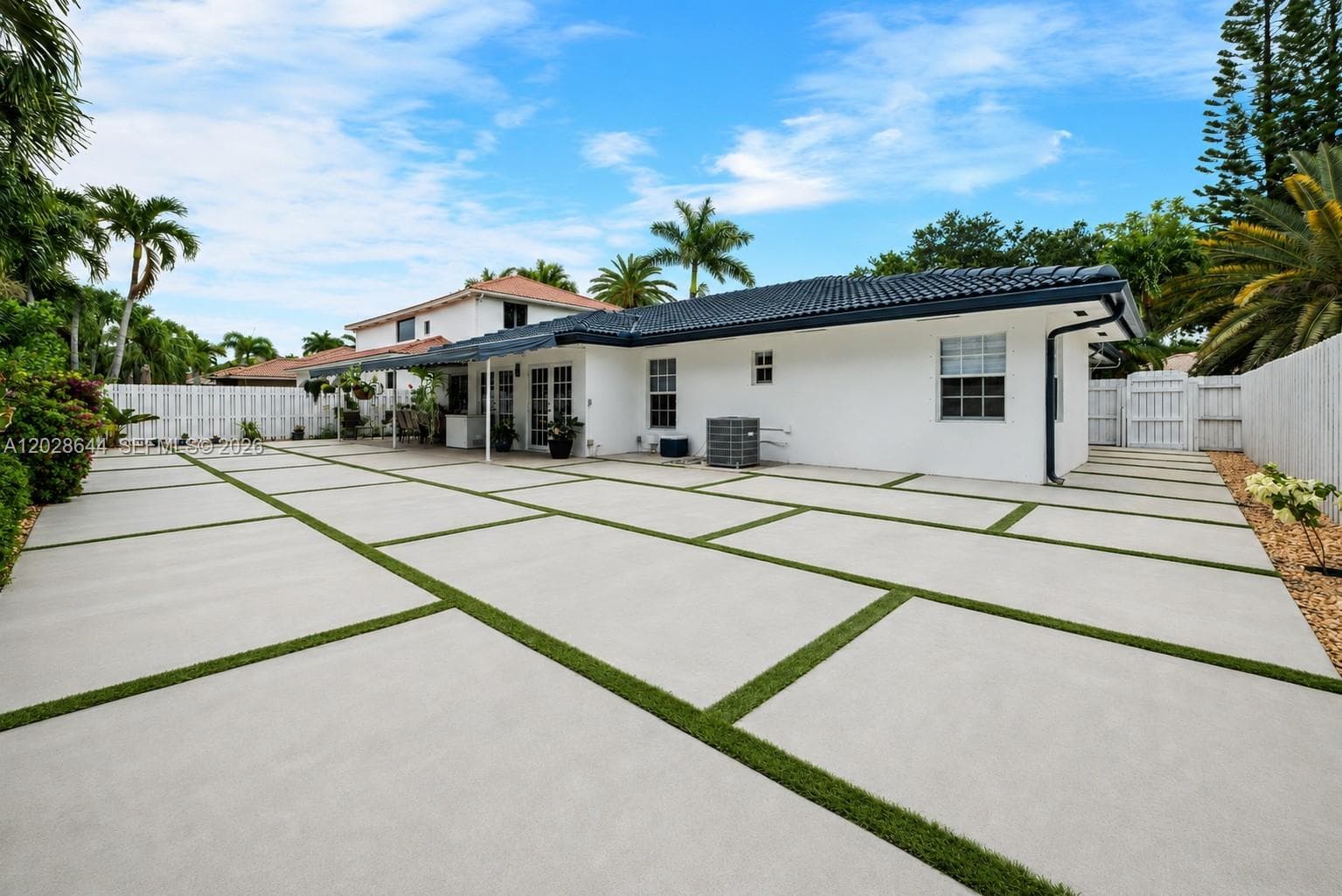 7819 NW 166th Ter, Miami Lakes FL 33016 — 28