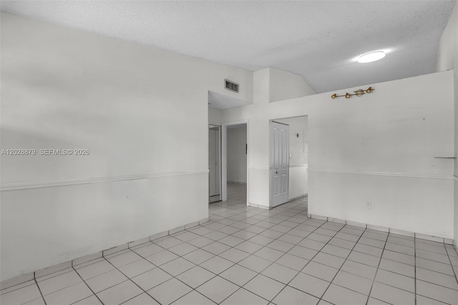8805 NW 114th Ter, Hialeah Gardens FL 33018 — 4