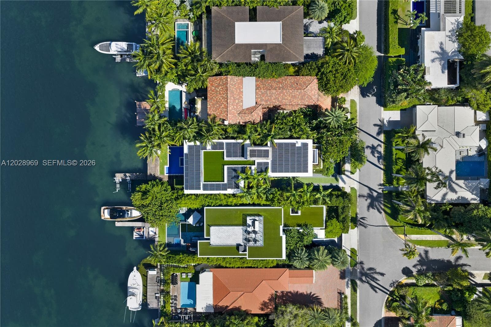 508 W Dilido Dr, Miami Beach FL 33139 — 43