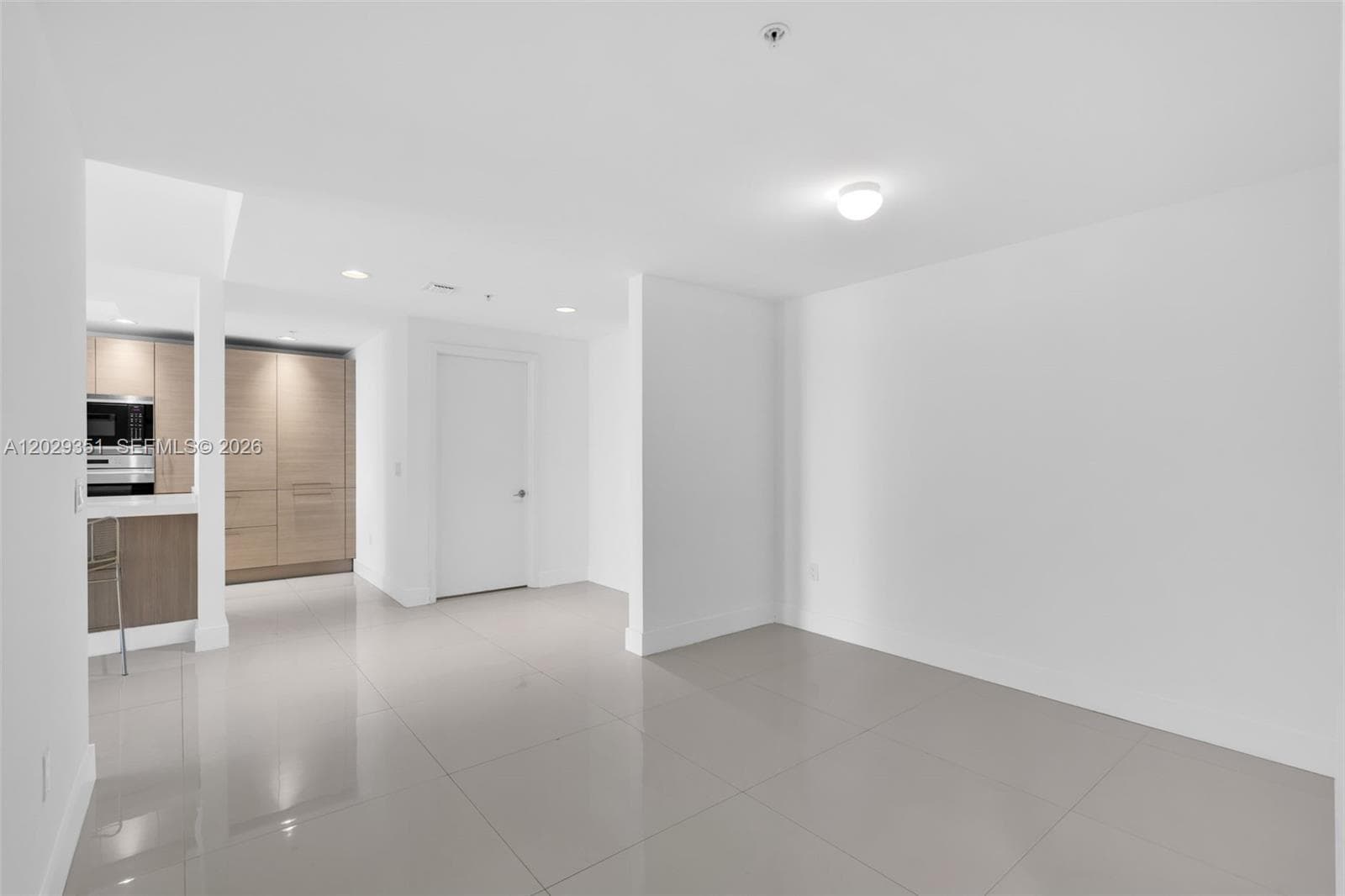 17111 BISCAYNE BL # 506, North Miami Beach FL 33160 — 7