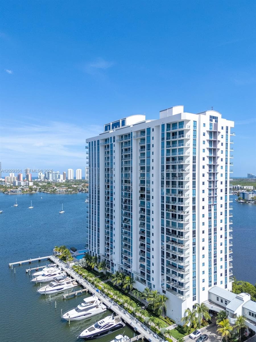 17111 BISCAYNE BL # 506, North Miami Beach FL 33160 — 3
