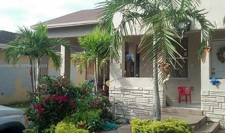 1061 NW 9th Ct, Homestead FL 33030 — 2