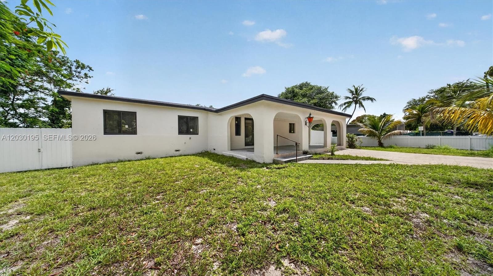 900 Superior St, Opa-Locka FL 33054 — 1
