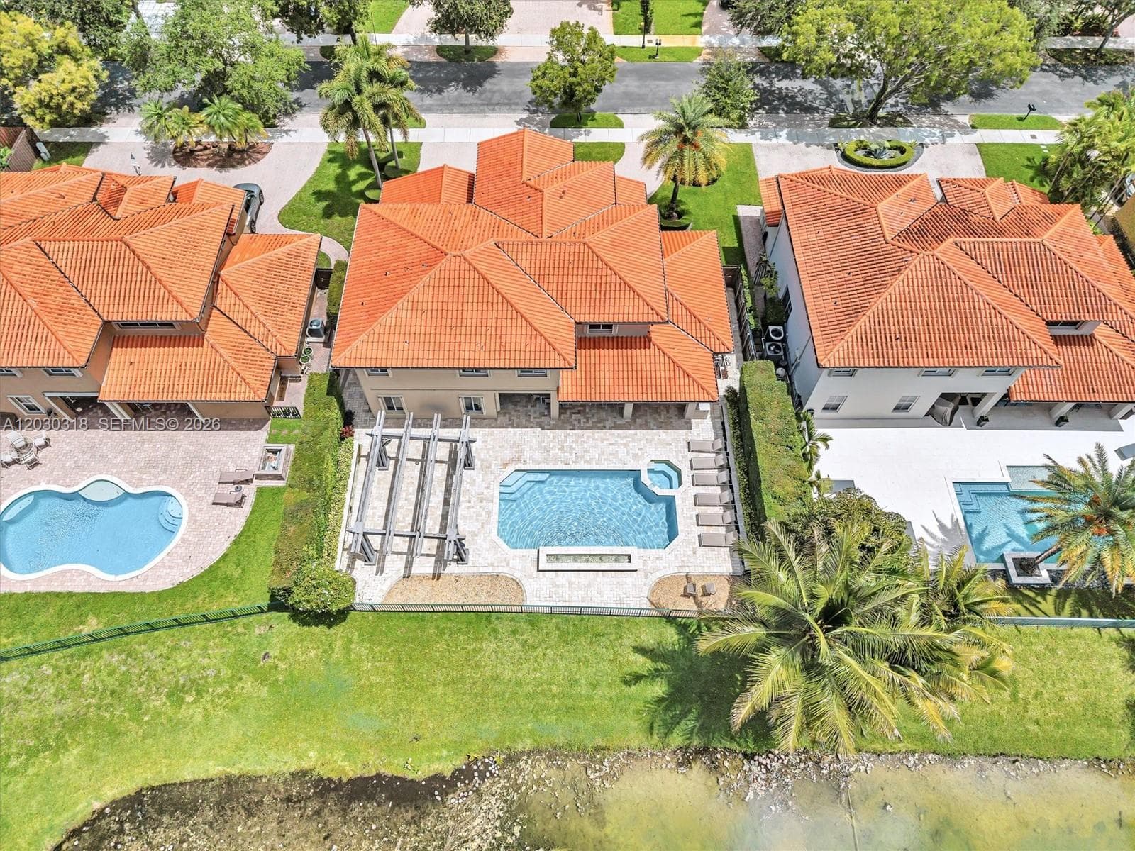 8052 NW 161st Ter, Miami Lakes FL 33016 — 43