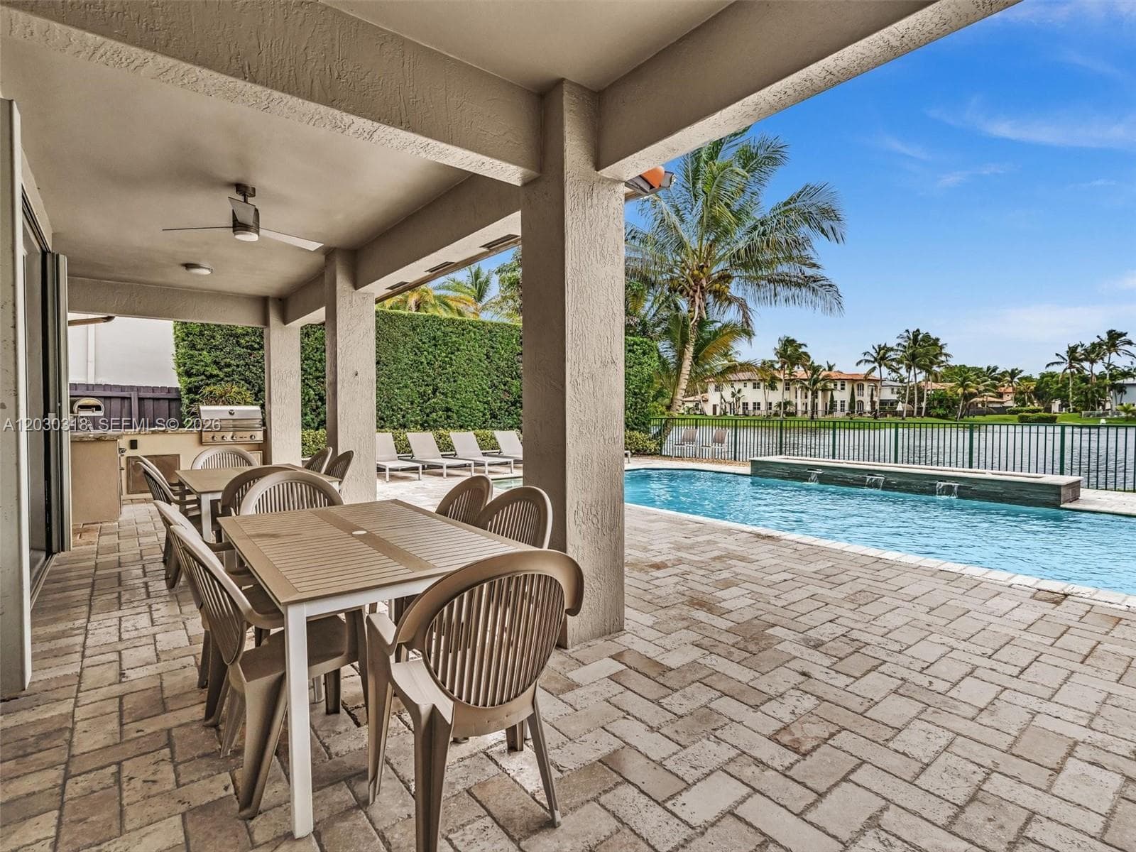 8052 NW 161st Ter, Miami Lakes FL 33016 — 7