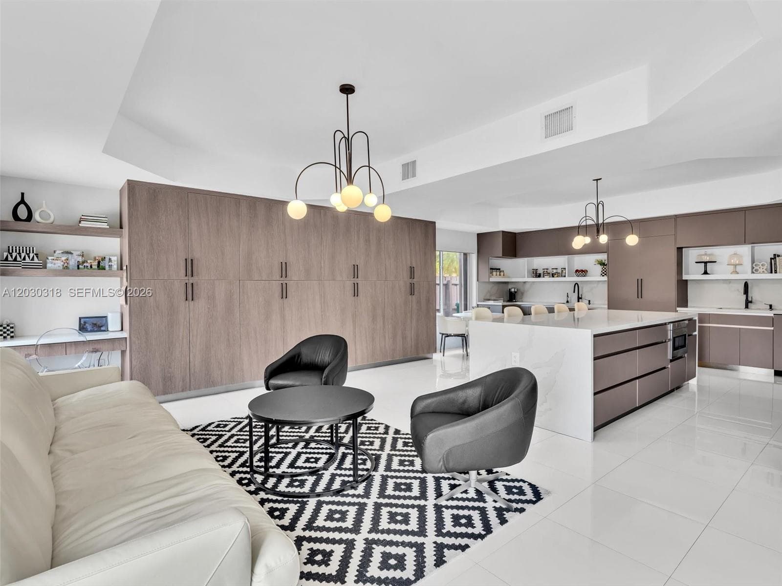 8052 NW 161st Ter, Miami Lakes FL 33016 — 15