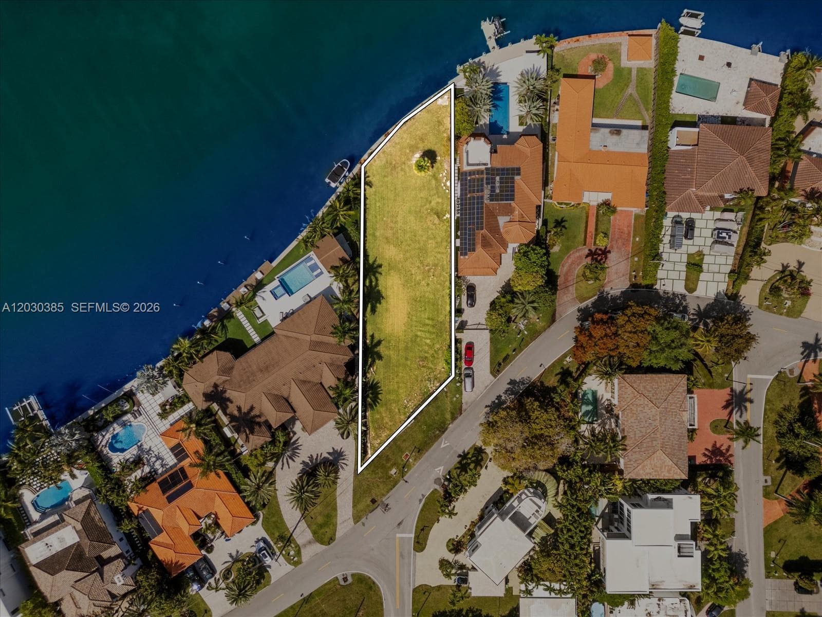 18800 N Bay Rd, Sunny Isles Beach FL 33160 — 14