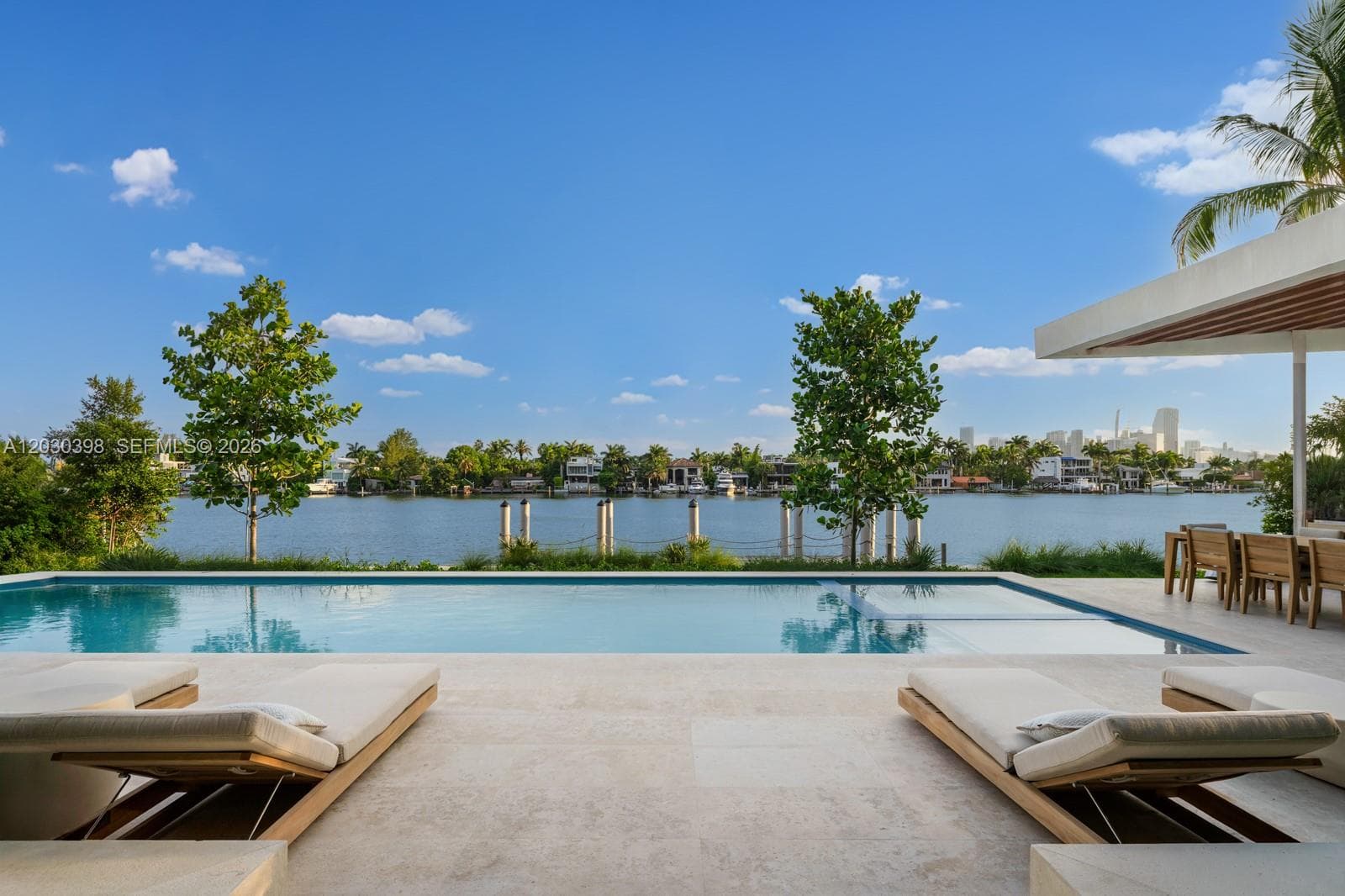 360 S Hibiscus Drive, Miami Beach FL 33139 — 31