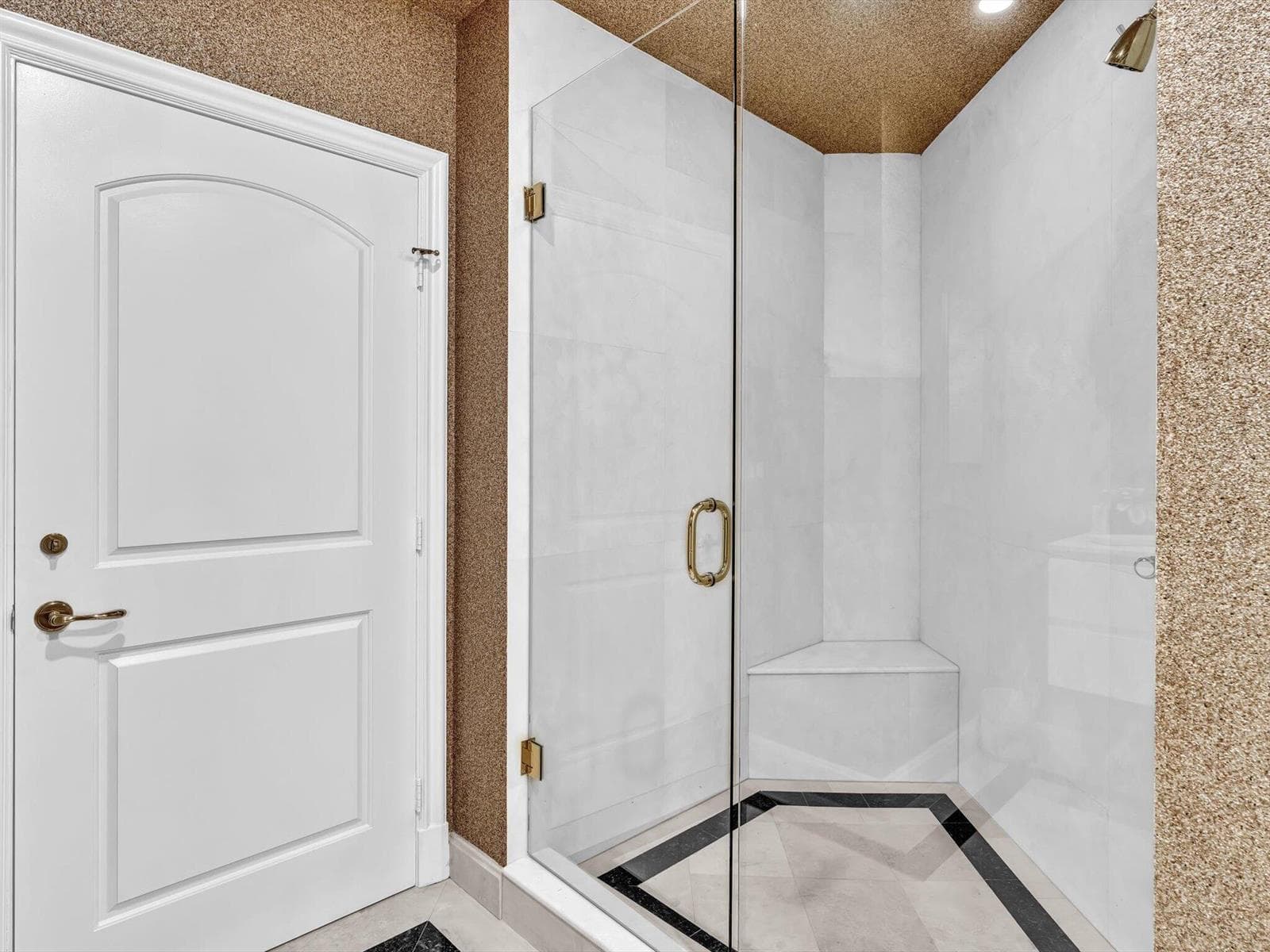 7000 Island Boulevard # 06, Aventura FL 33160 — 25