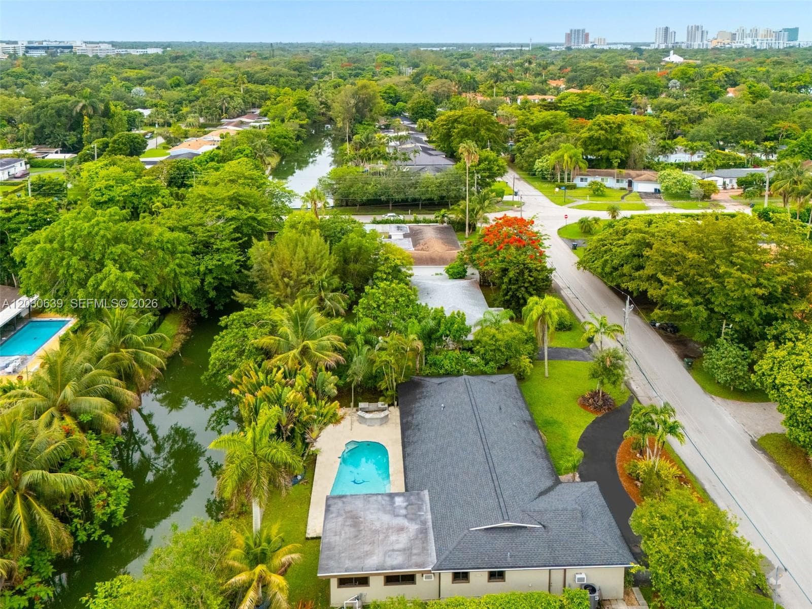 6311 SW 65th Ave, South Miami FL 33143 — 12