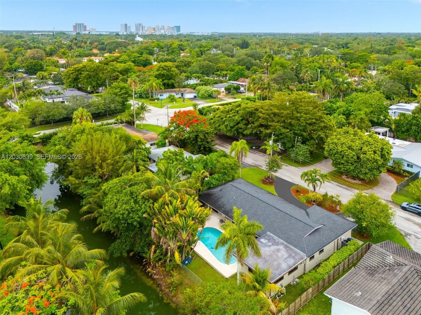6311 SW 65th Ave, South Miami FL 33143 — 11