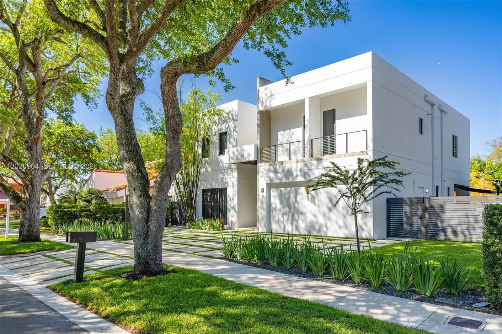 Royal Oaks, Miami Lakes, FL — 4