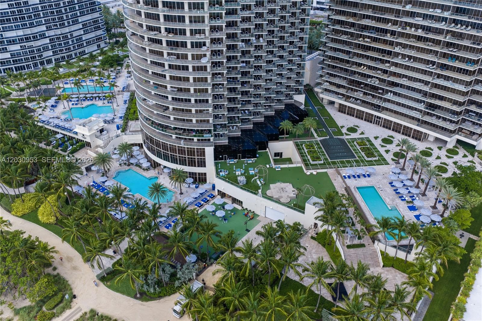 9703 Collins Ave # 2000, Bal Harbour FL 33154 — 40