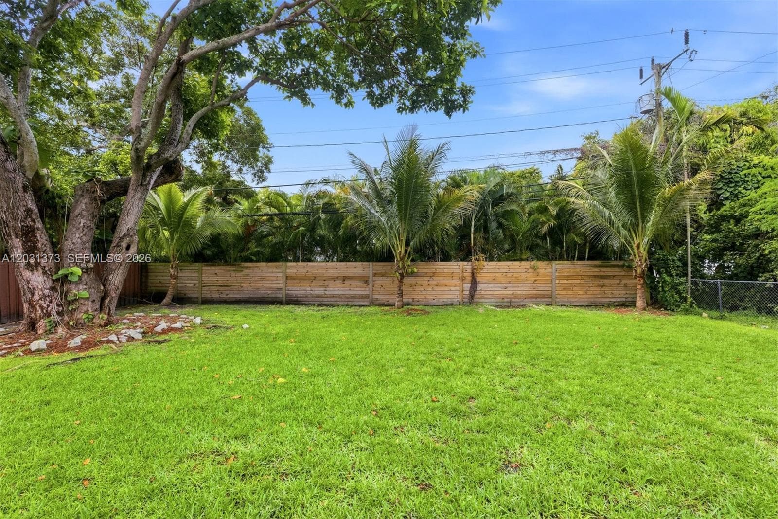 172 NW 90th St, El Portal FL 33150 — 40