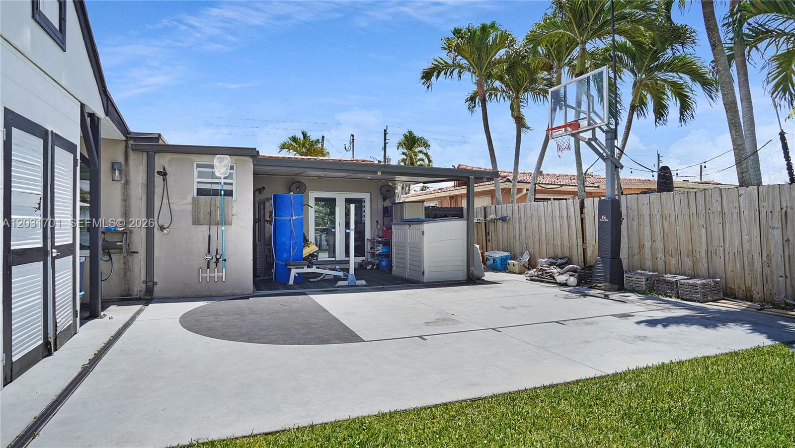 6220 W 10th Ave, Hialeah FL 33012 — 56