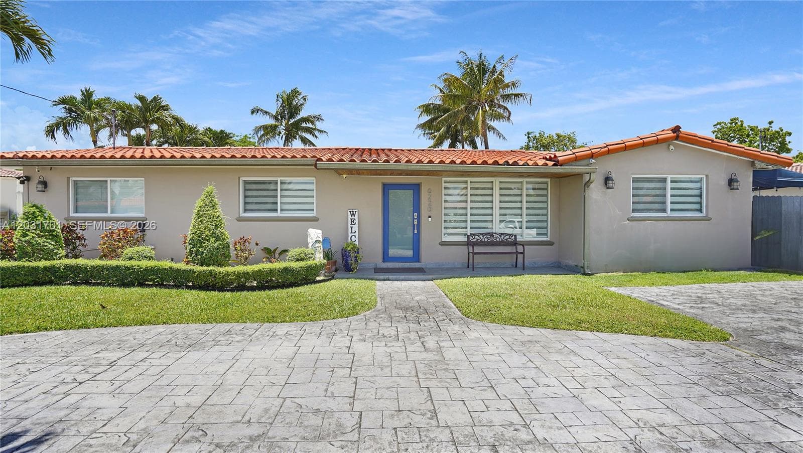 6220 W 10th Ave, Hialeah FL 33012 — 1