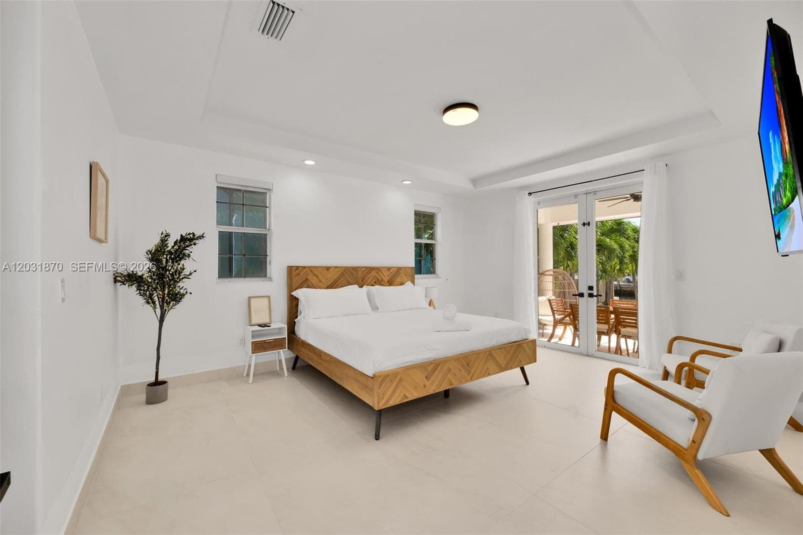 2940 NE 164th St, North Miami Beach FL 33160 — 13