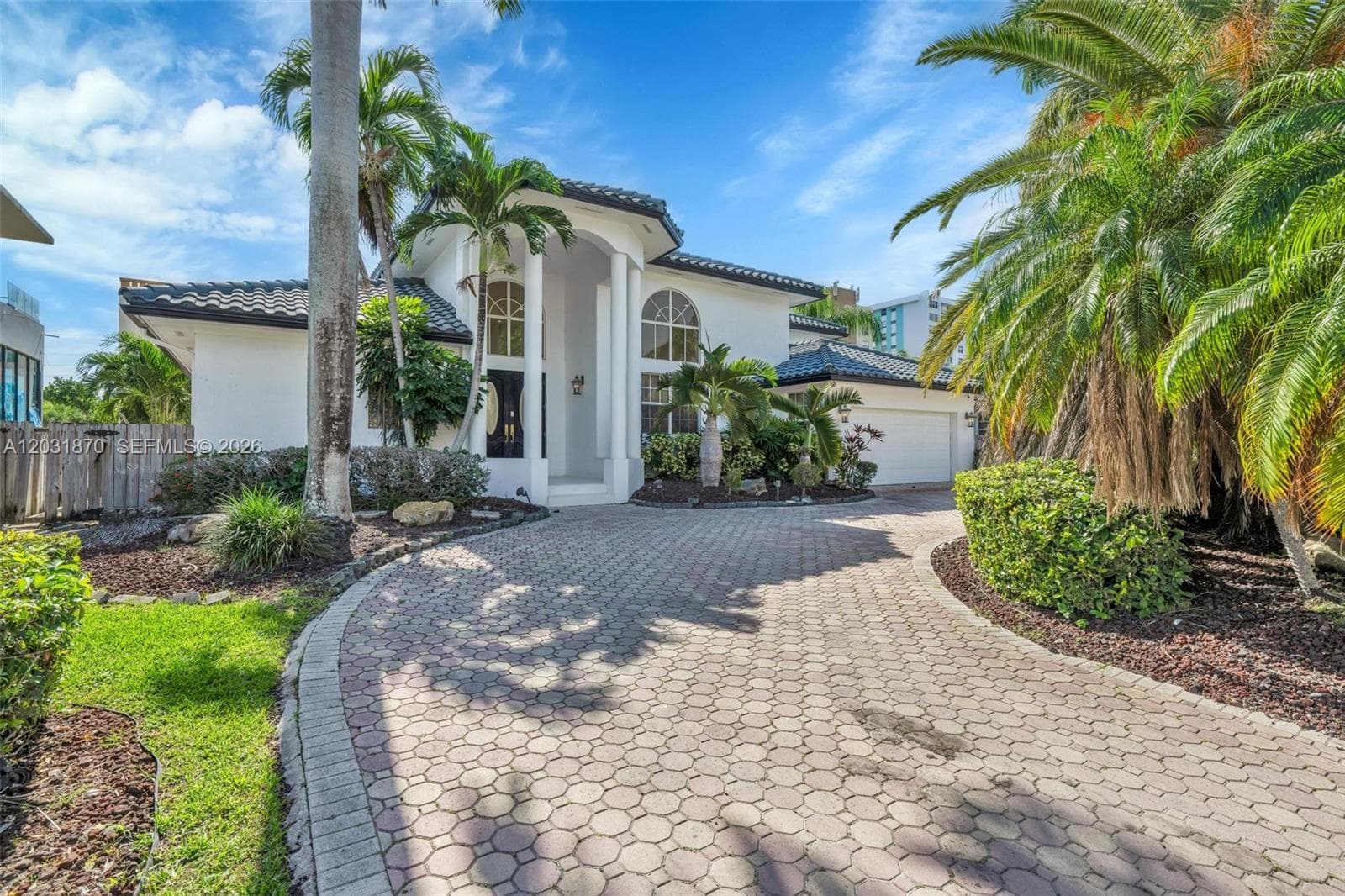2940 NE 164th St, North Miami Beach FL 33160 — 38