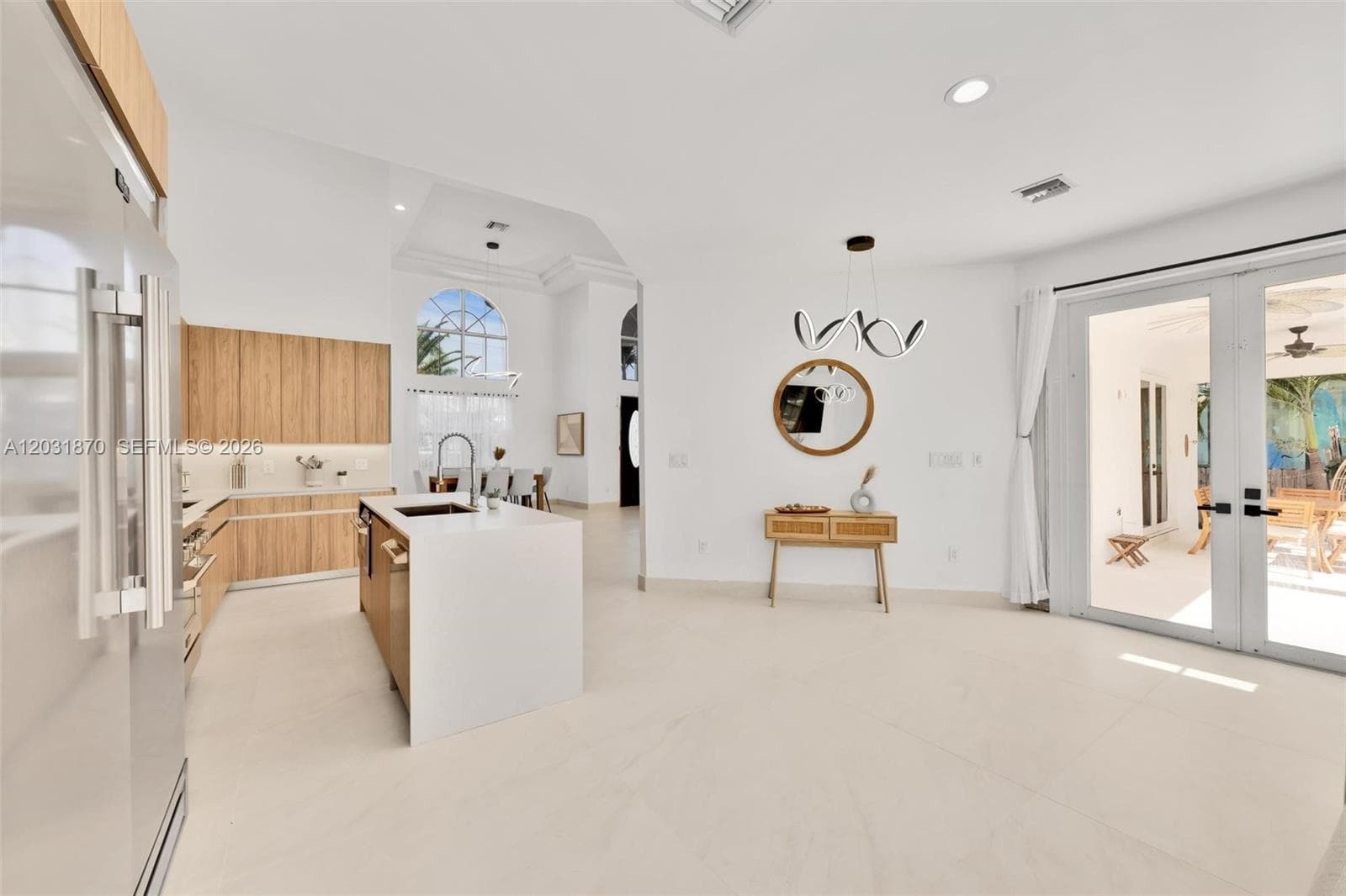 2940 NE 164th St, North Miami Beach FL 33160 — 11